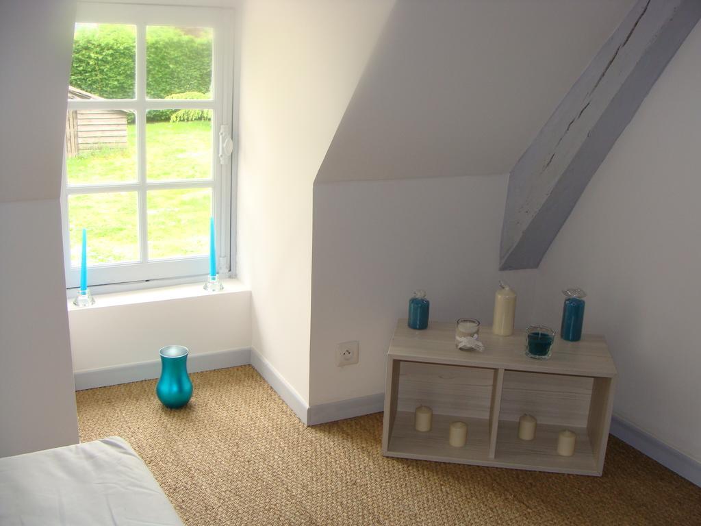 Le Vieux Castel Bed and Breakfast Goustranville Pokój zdjęcie